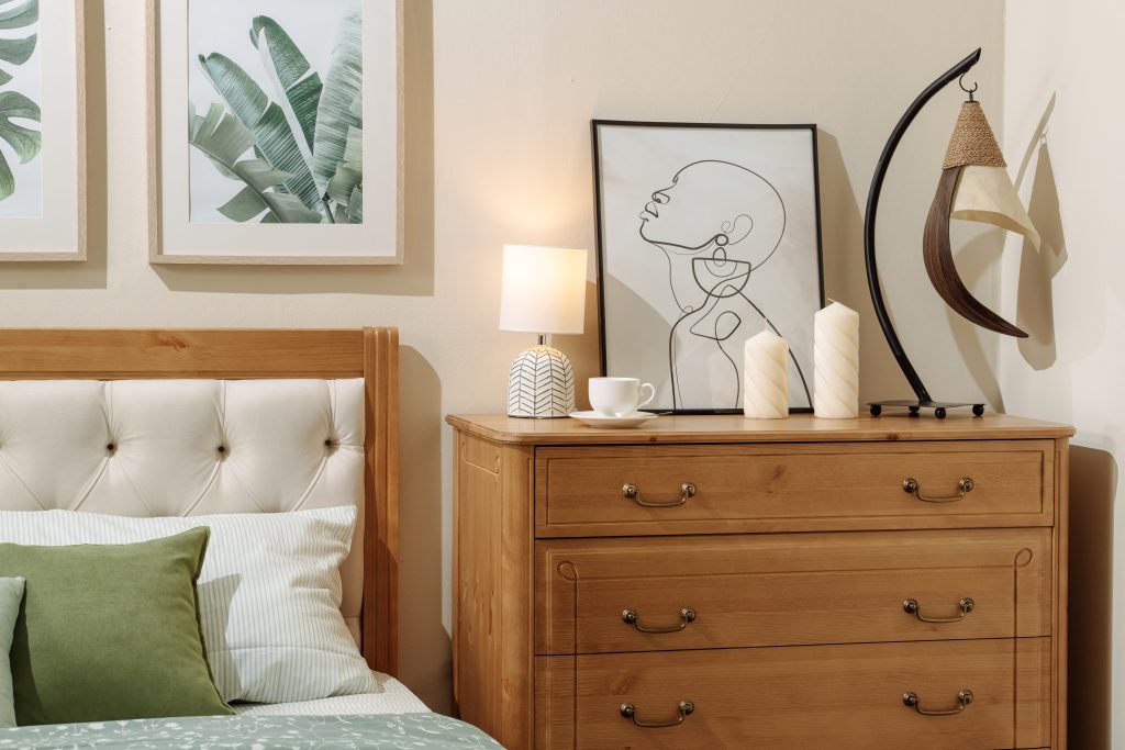 komody v klassicheskom stile